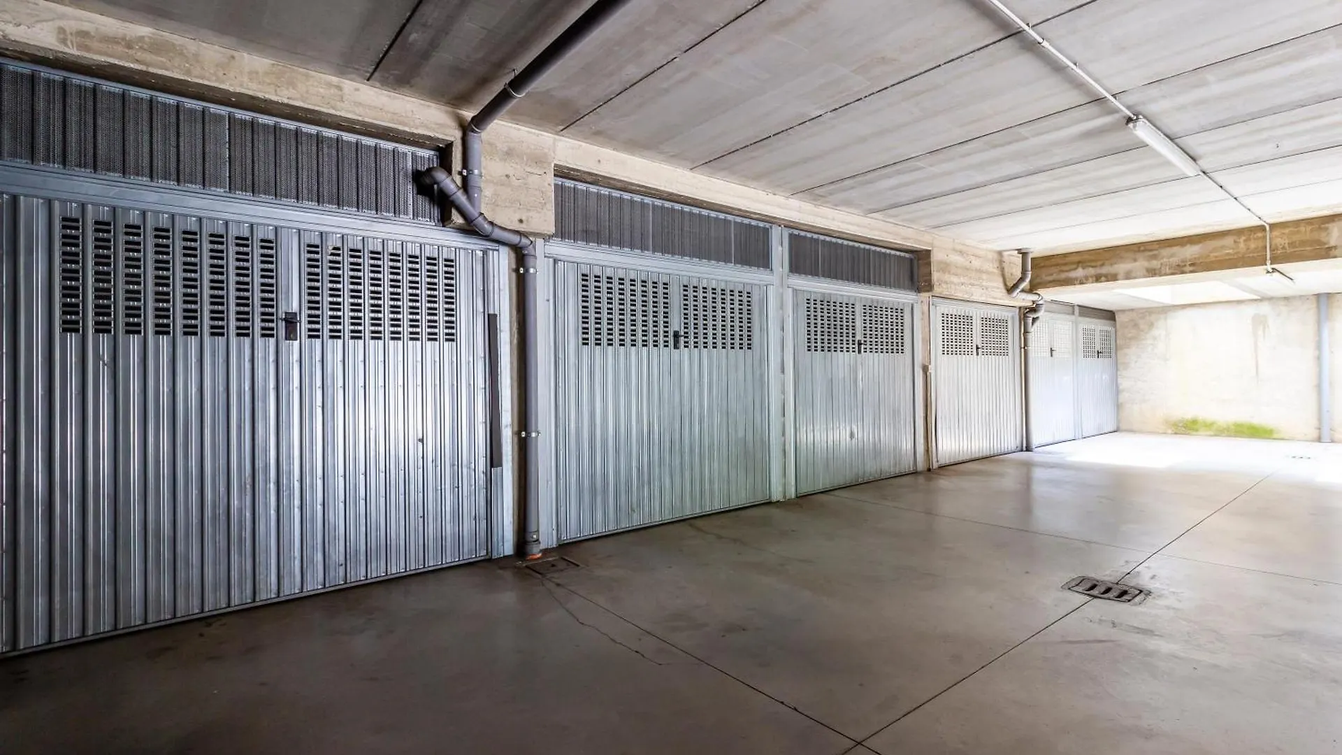 Private Garden & Garage - Self Check-In & Remote Access Appartement Como